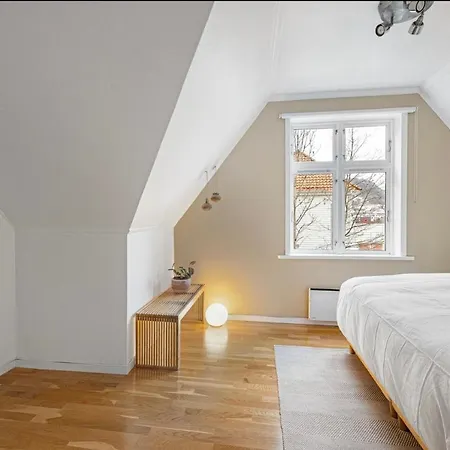 아파트 Near Sentrum For Up To 8 People *